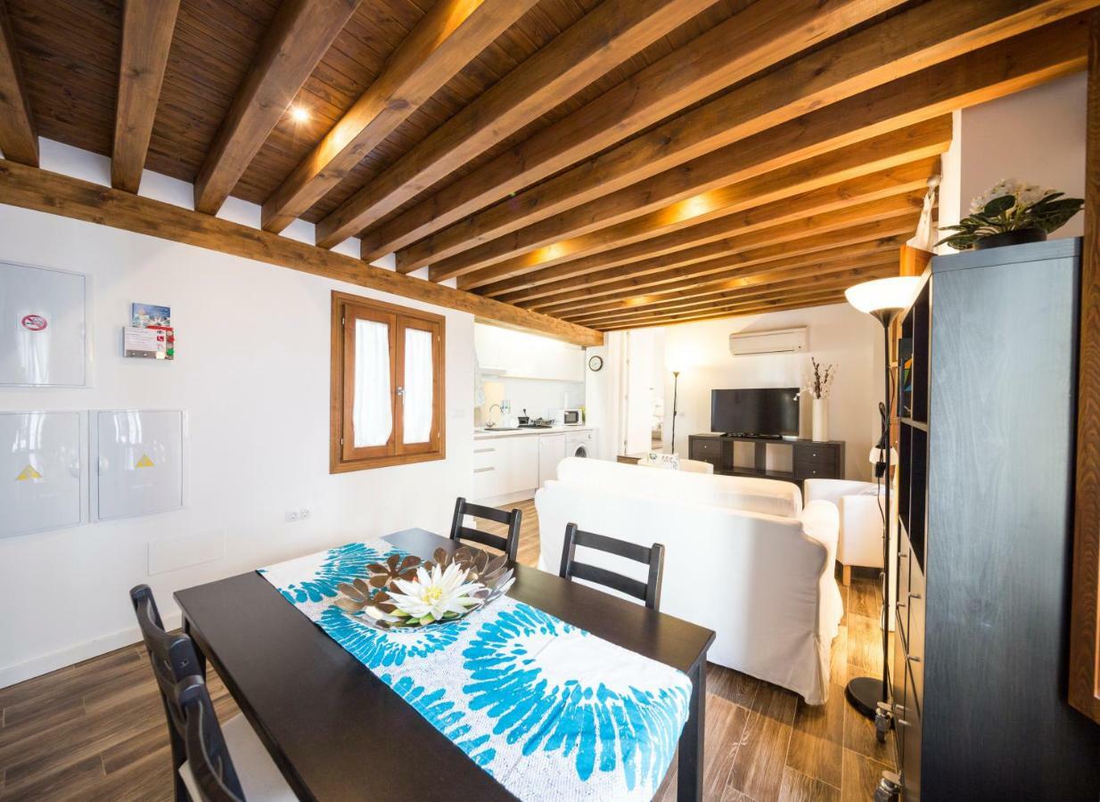 Central Patio Loft, Granada